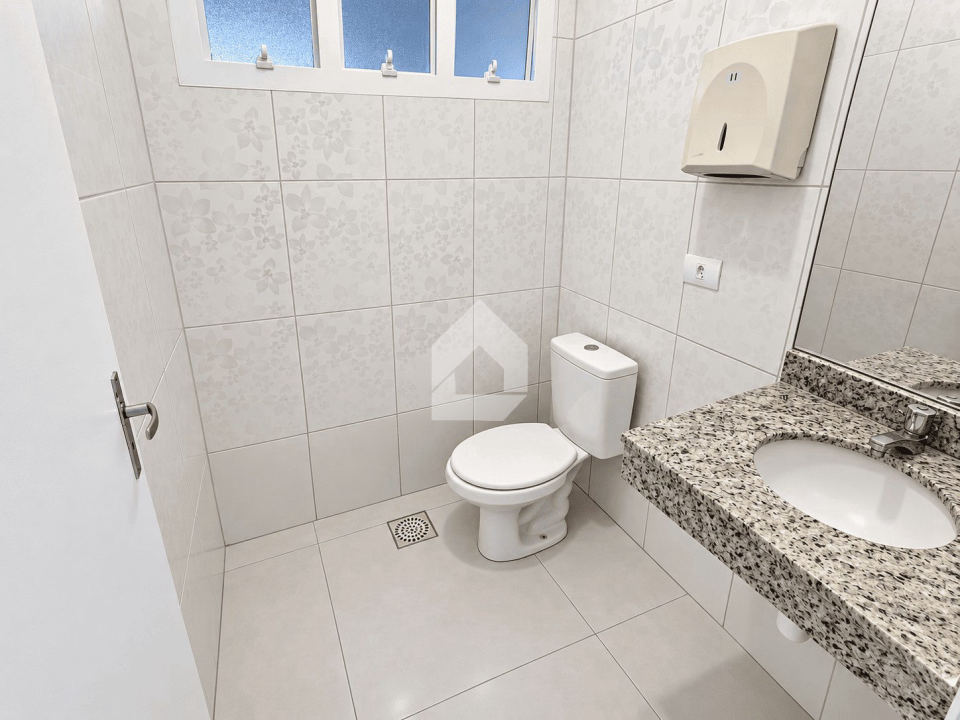 Foto 9 · Clínica / consultório com 136 m² para alugar em Itu · Bairro Brasil