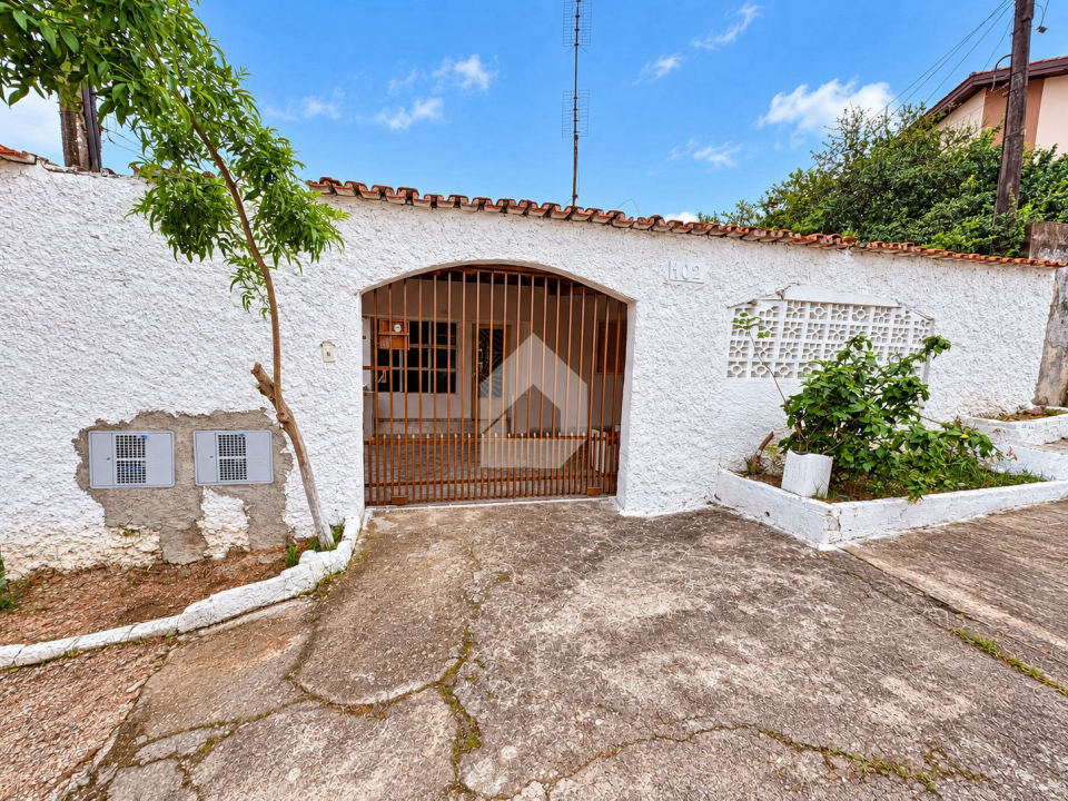 Foto 1 · Casa com 3 dormitórios para alugar em Votorantim · Rio acima