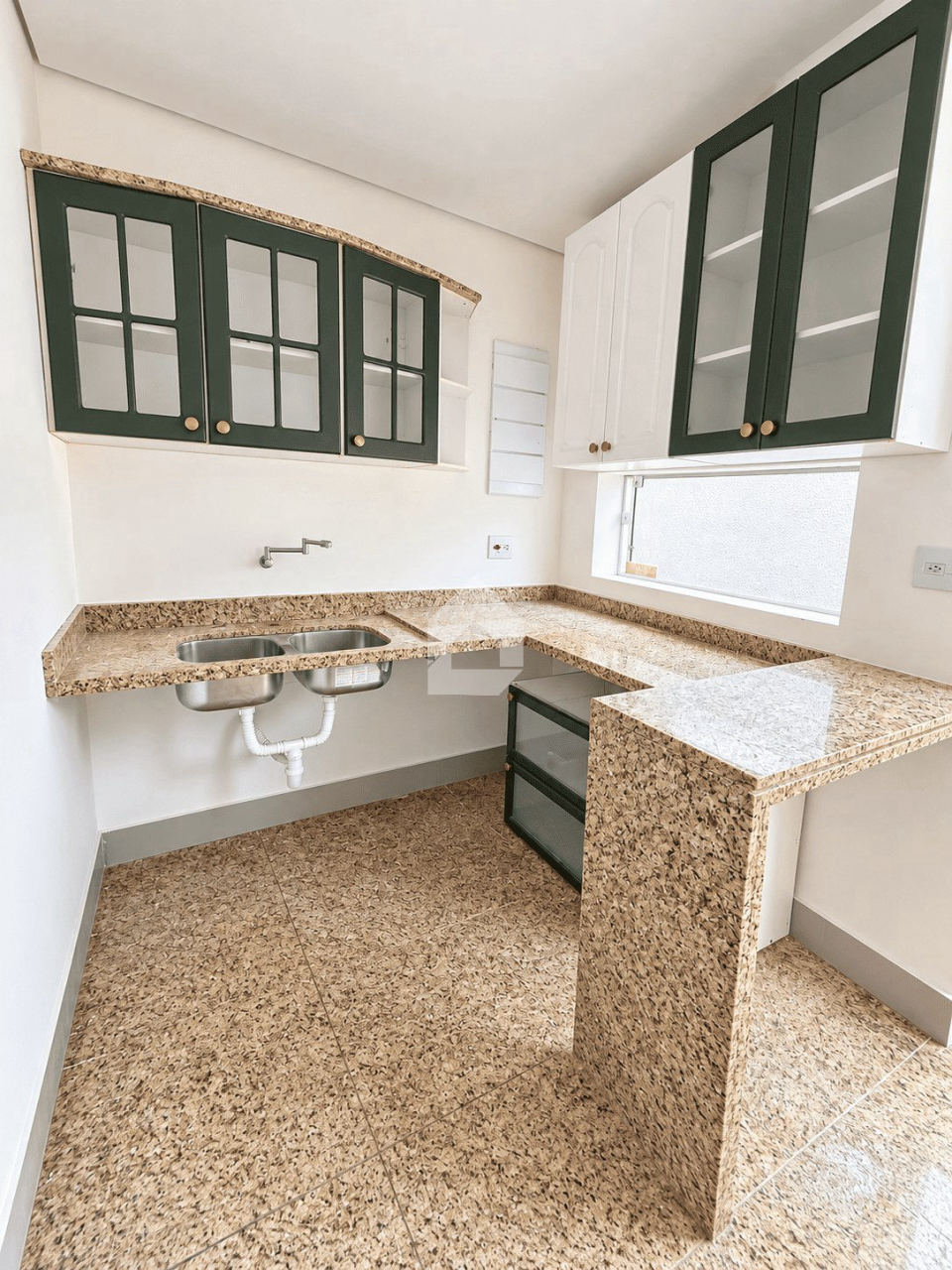 Foto 13 · Clínica / consultório com 134 m² à venda e para alugar em Itu · Bairro Brasil